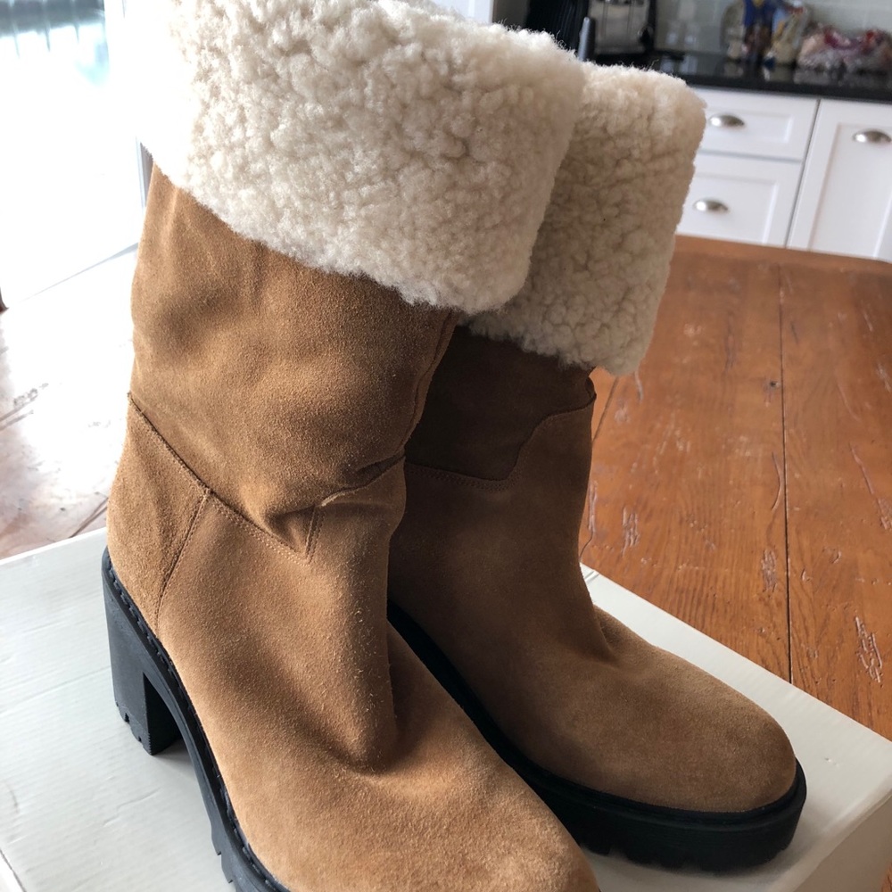 Brand new Marc Fisher suede Willoe Boot size 9.5M